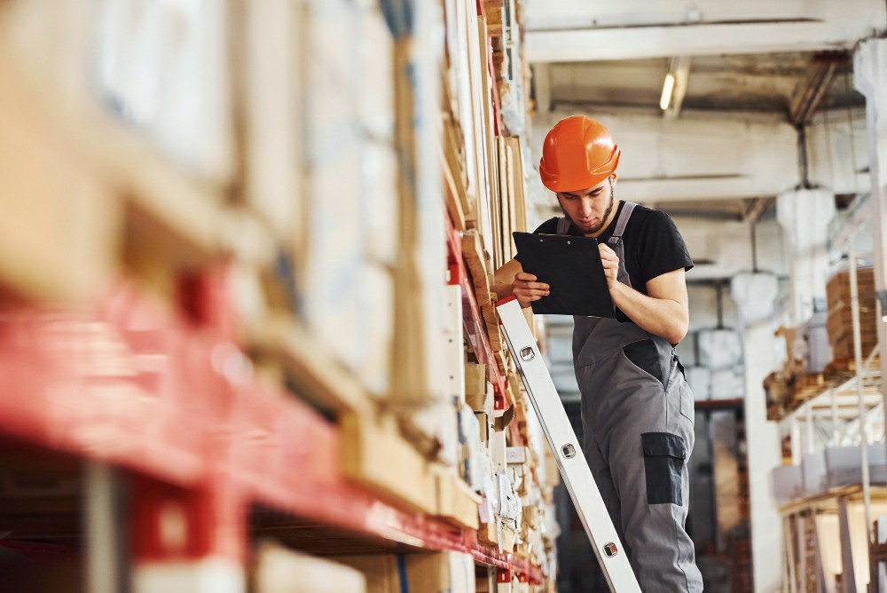 Top Reasons to Take an Asbestos Awareness Course Online with Irish Asbestos Awareness - Asbestos Awareness Training Article