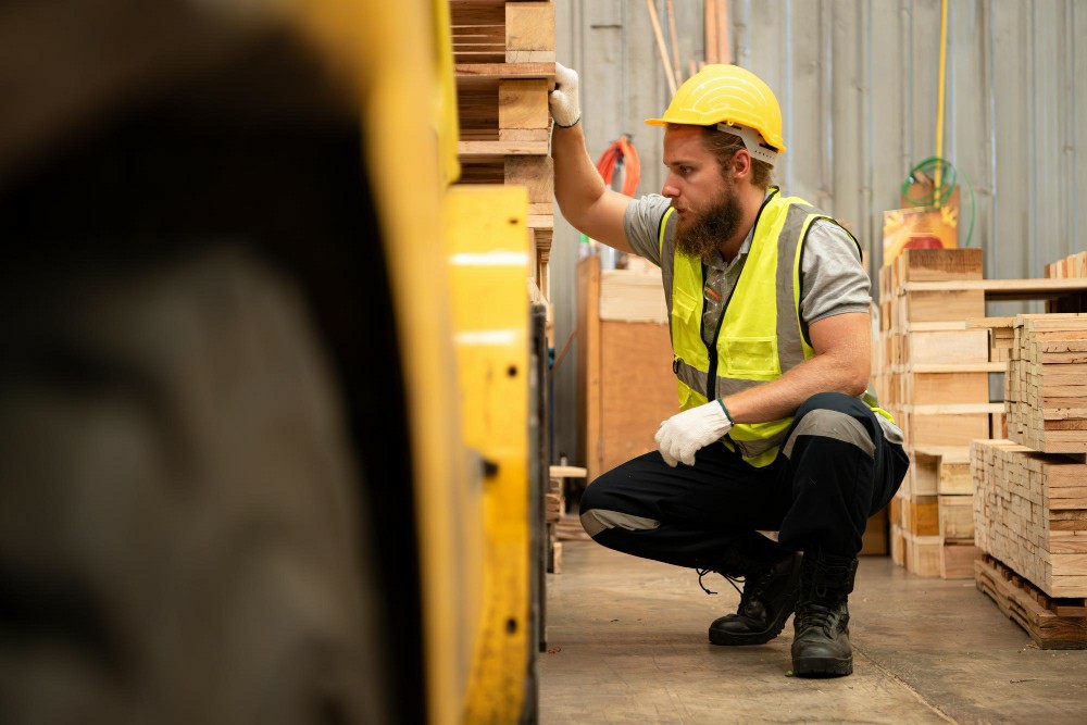 Why Choosing an Accredited Asbestos Awareness Course Online - Asbestos Awareness Training Ireland