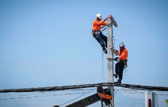 Unlocking Safety: The Advantages of Online Asbestos - Asbestos Awareness Training Ireland