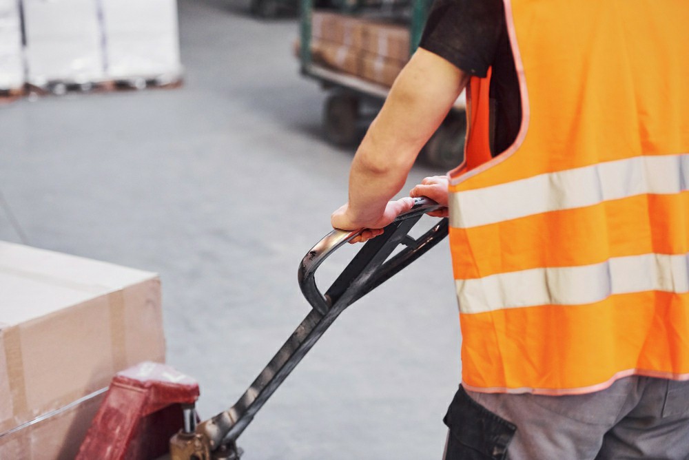 Unlock Safe Work Practices with Online Asbestos Awareness Certification in Ireland - Asbestos Awareness Training Article